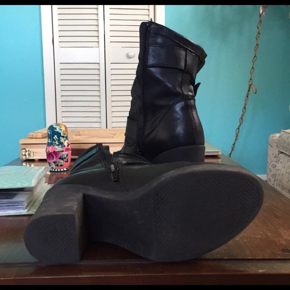 Steve Madden Moto Boots - Picture 3 of 4
